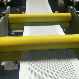 彩涂板沖孔卷帶